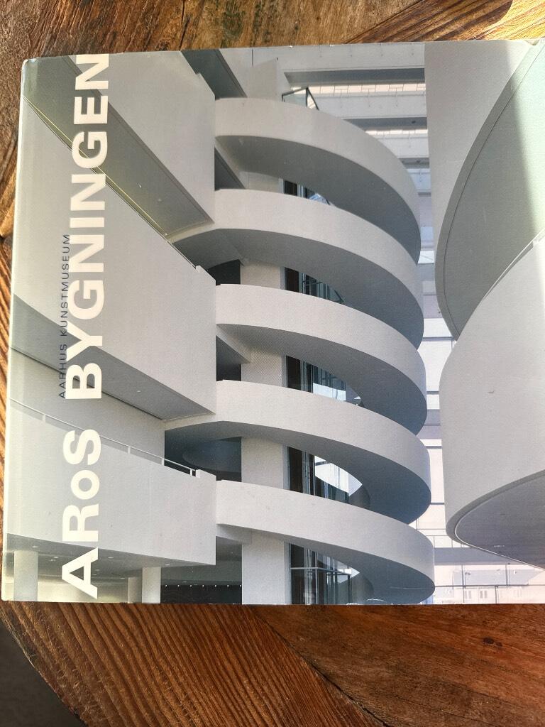ARoS : Aarhus Kunstmuseum