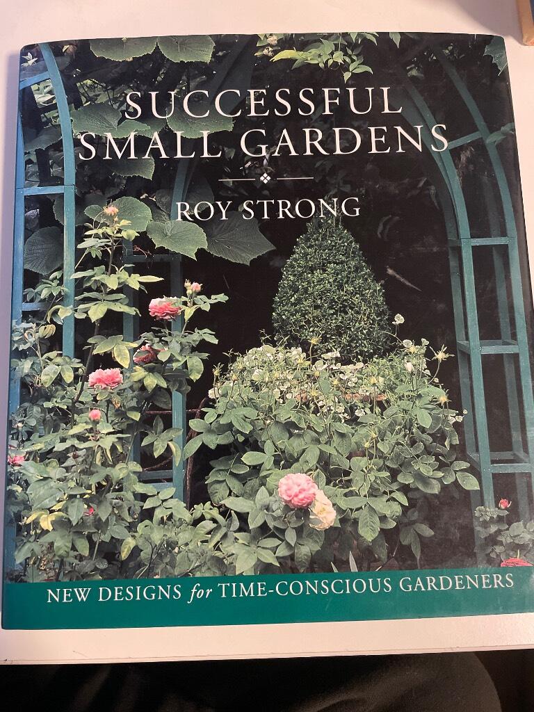 Successful small gardens - new designs for time-conscious gardeners