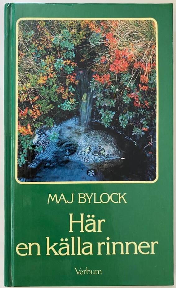 H&auml;r en k&auml;lla rinner : ord f&ouml;r stilla stunder