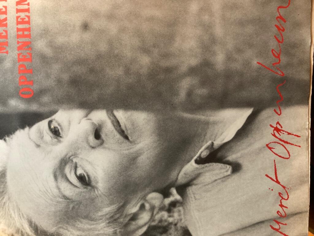 Meret Oppenheim - eine andere Retrospektive : a different retrospektive