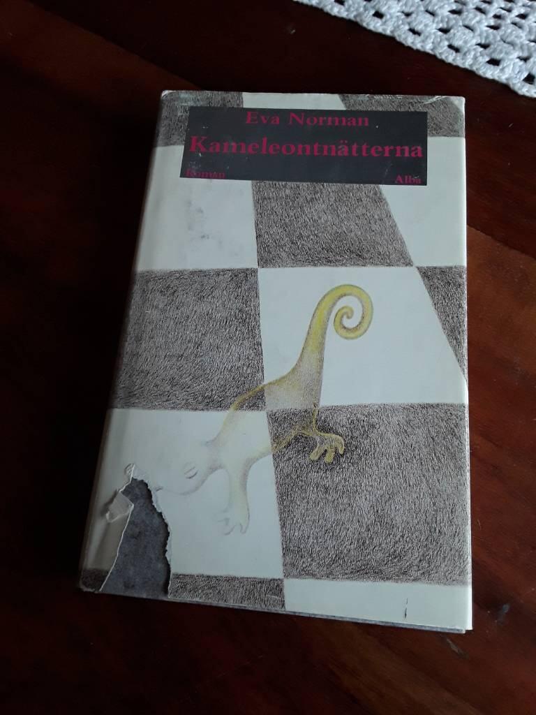 Kameleontn&auml;tterna : roman