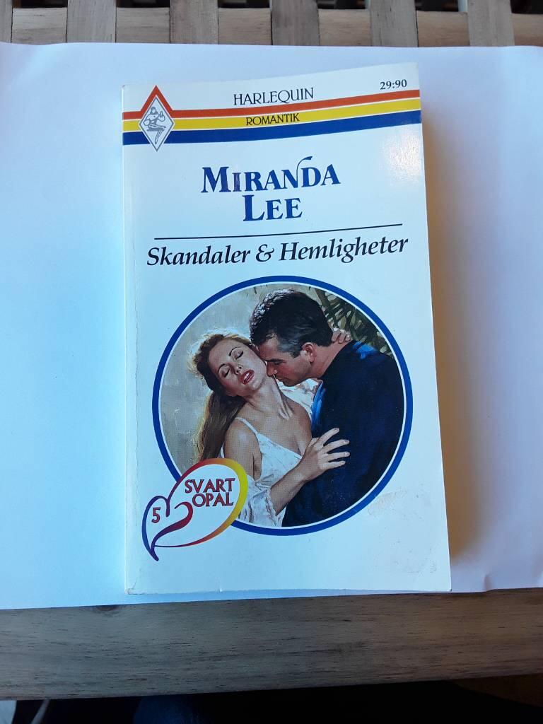 Skandaler & hemligheter