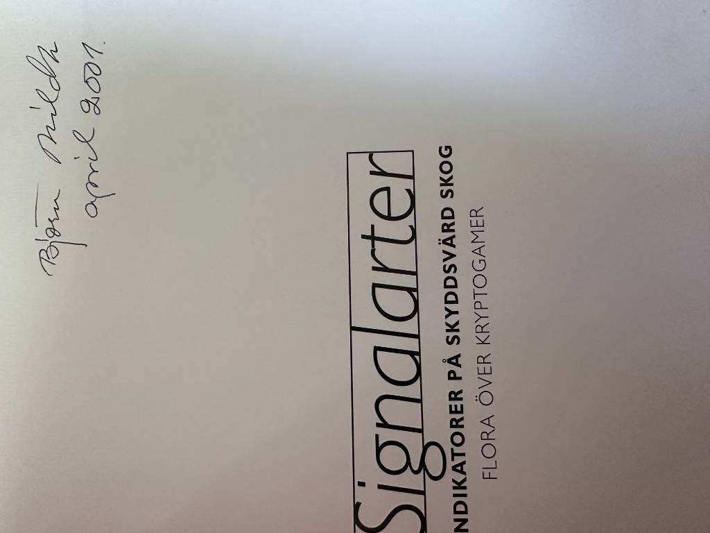 Signalarter : indikatorer på skyddsvärd skog : flora över kryptogamer