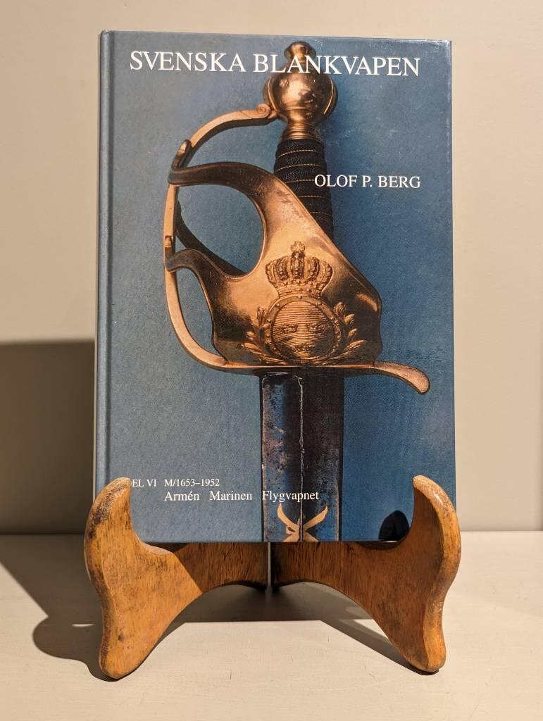 Svenska blankvapen. officerare, underofficerare, manskap