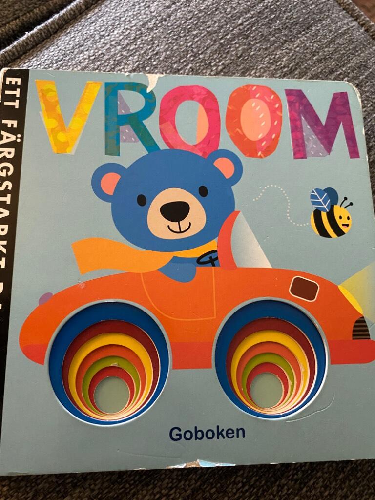 Vroom - ett f&auml;rgstarkt rally