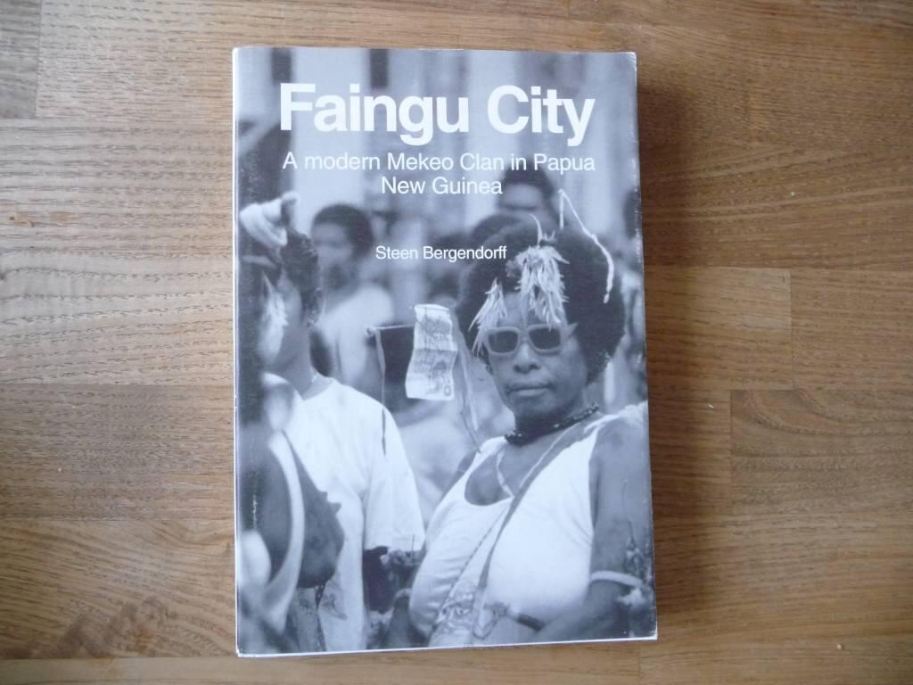 Faingu City : a modern Mekeo clan in Papua New Guinea