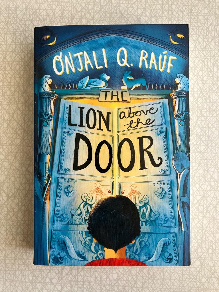 The lion above the door