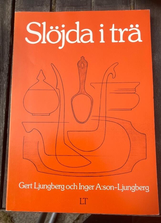 Sl&ouml;jda i tr&auml; : studiebok