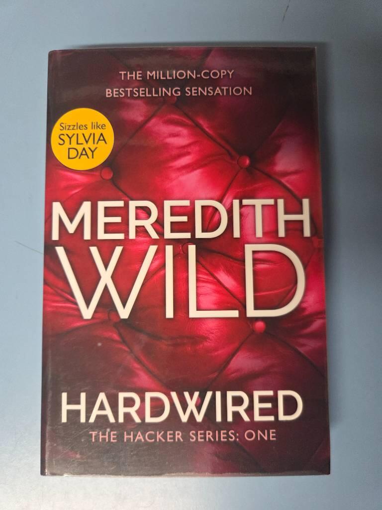 Hardwired - (the hacker series, book 1