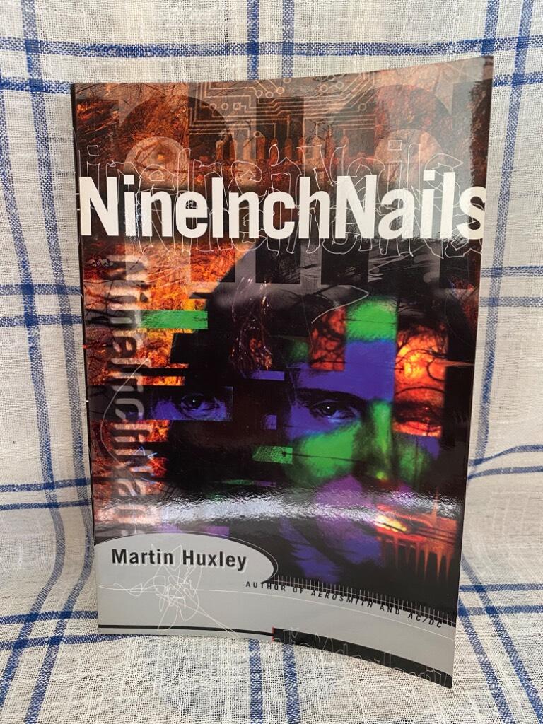 Nine inch nails - self-destruct