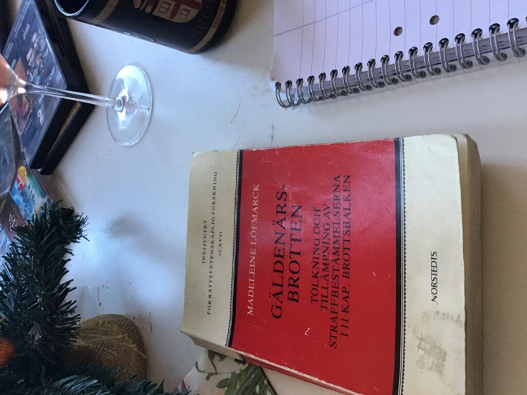 G&auml;lden&auml;rsbrotten : tolkning och till&auml;mpning av straffbest&auml;mmelserna i 11 kap. brottsbalken