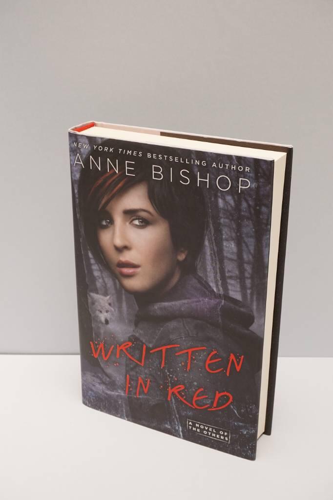 Written in red - a novel of the others
