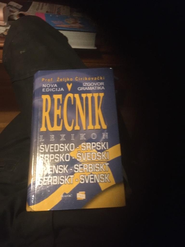 Švedsko-srpski, srpsko-švedski rečnik - Svensk-serbiskt, serbisk-svenskt