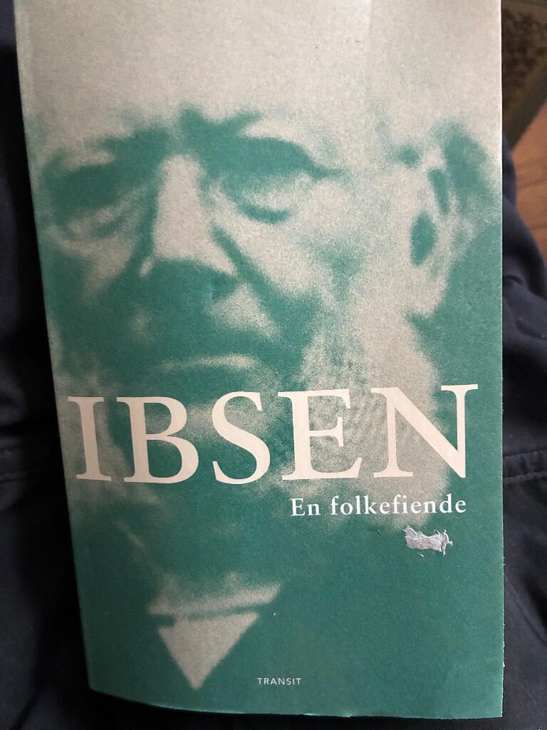 En folkefiende - skuespil i fem akter