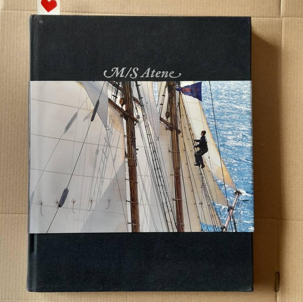 M/S Atene : ett sekel under segel