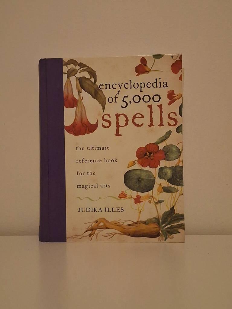 The element encyclopedia of 5000 spells