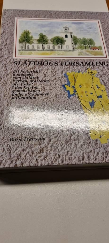 Sl&auml;tth&ouml;gs f&ouml;rsamling : ett historiskt dokument som skildrar kyrkan, pr&auml;sterna och folket i den kristna gemenskapen under ett svunnet millenium