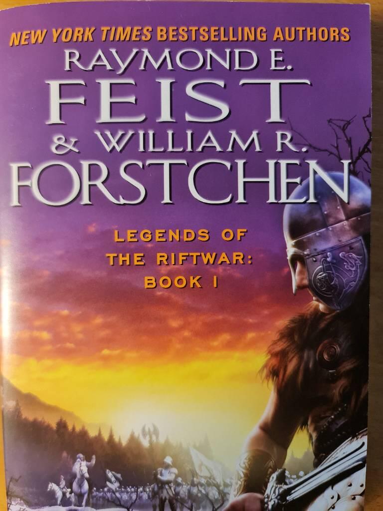 Honored Enemy: Legends of the Riftwar, Book 1