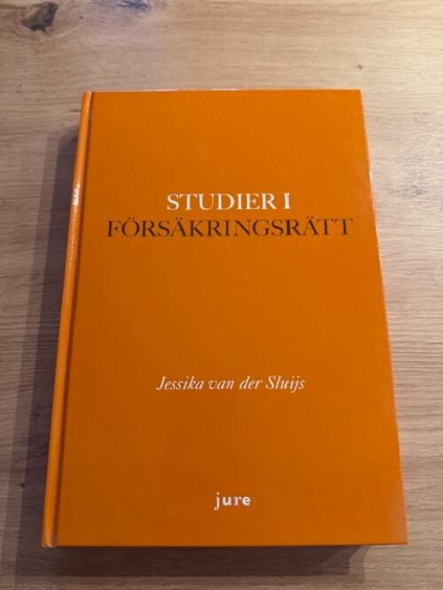 Studier i f&ouml;rs&auml;kringsr&auml;tt