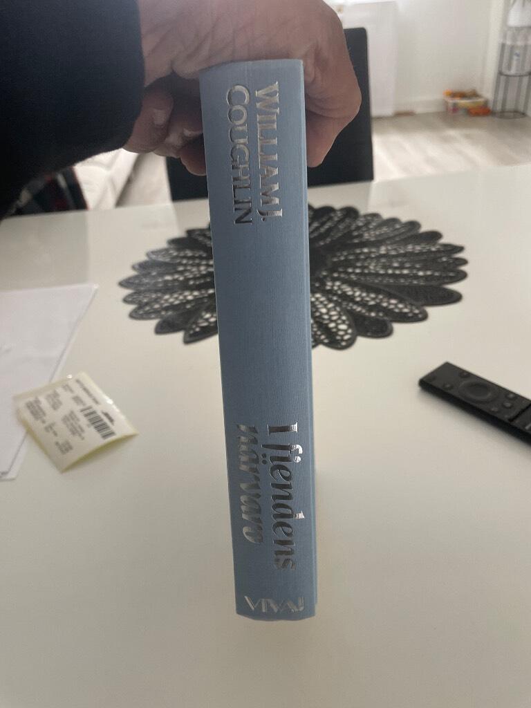 I fiendens n&auml;rvaro