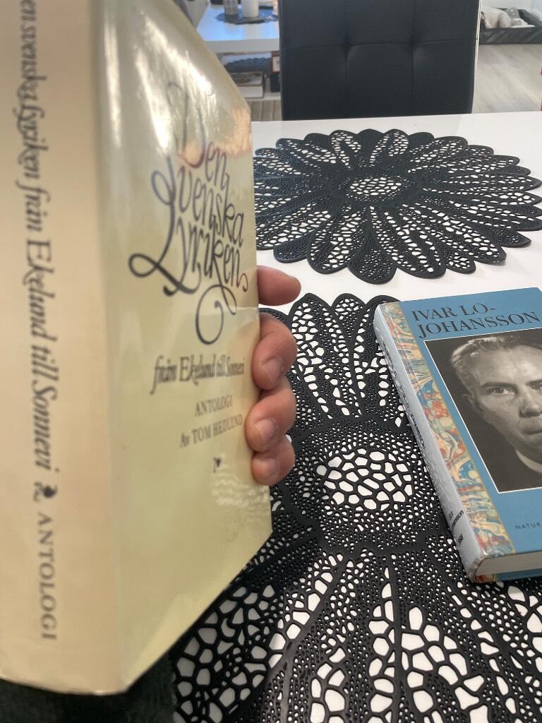 Den svenska lyriken fr&aring;n Ekelund till Sonnevi : antologi