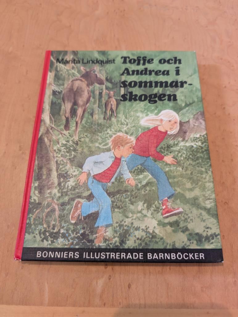 Toffe och Andrea i sommarskogen
