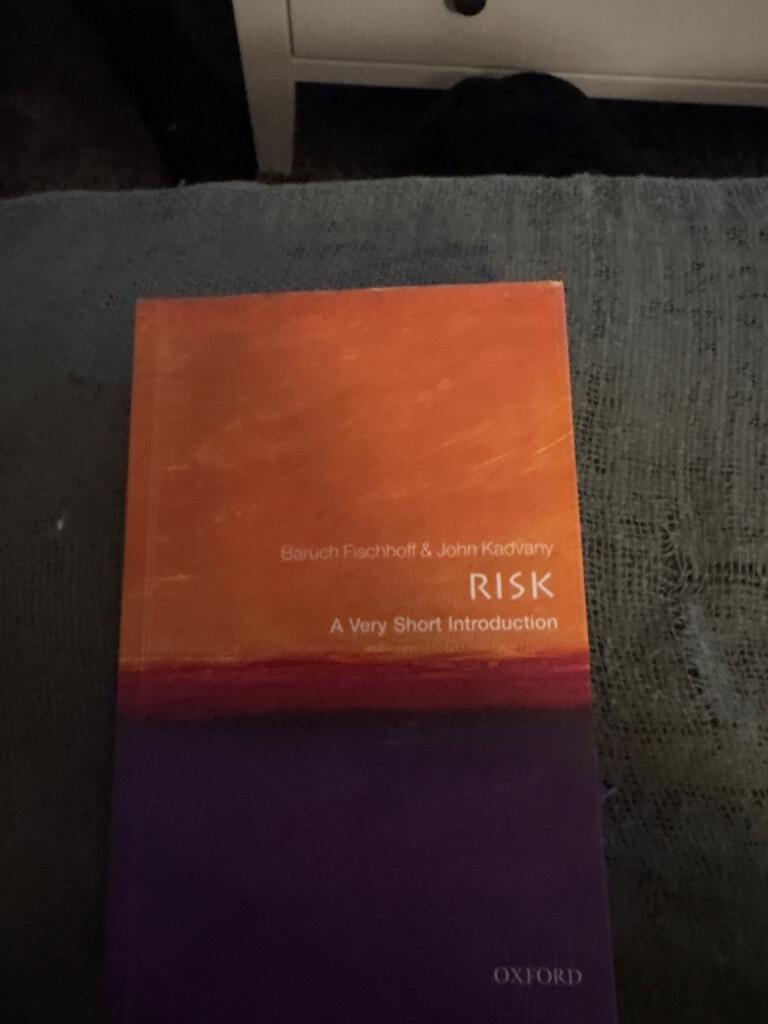 Risk - a very short introduction
