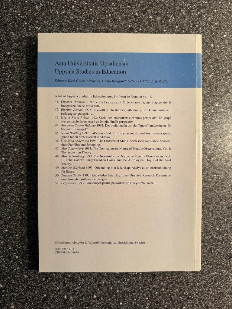 F&ouml;r&auml;ldraperspektiv p&aring; skolan : en analys fr&aring;n tv&aring; h&aring;ll = [Parents' perspectives on the school] : [an analysis from two directions]