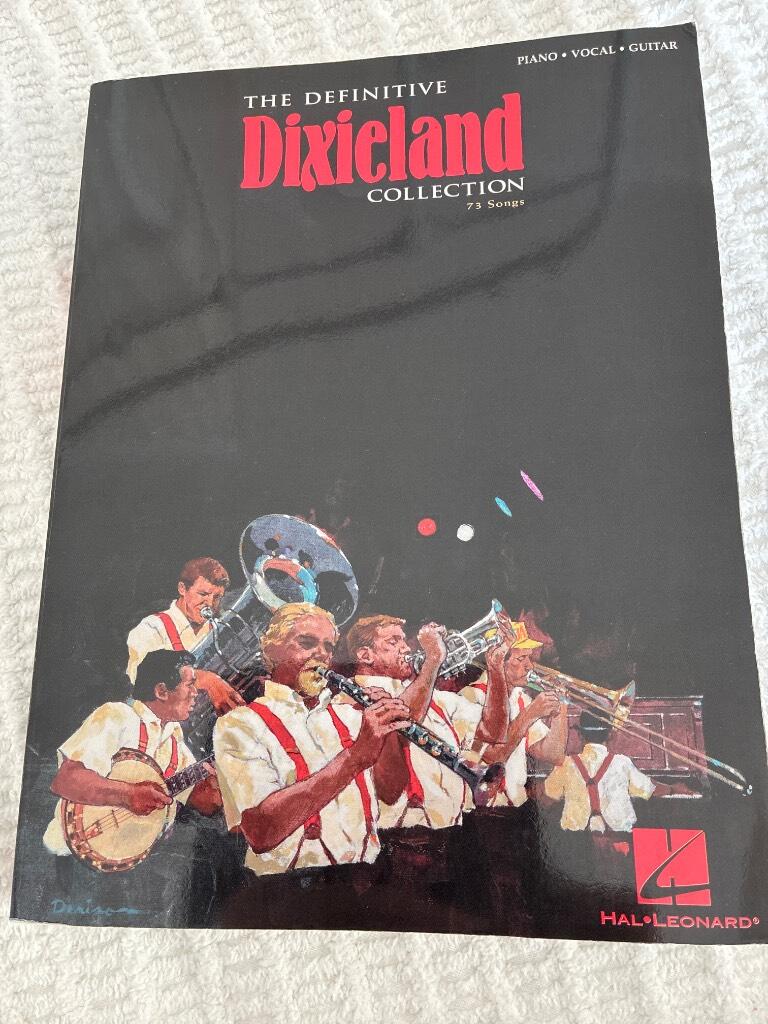 The definitive dixieland collection - 73 songs : Piano, vocal, guitar