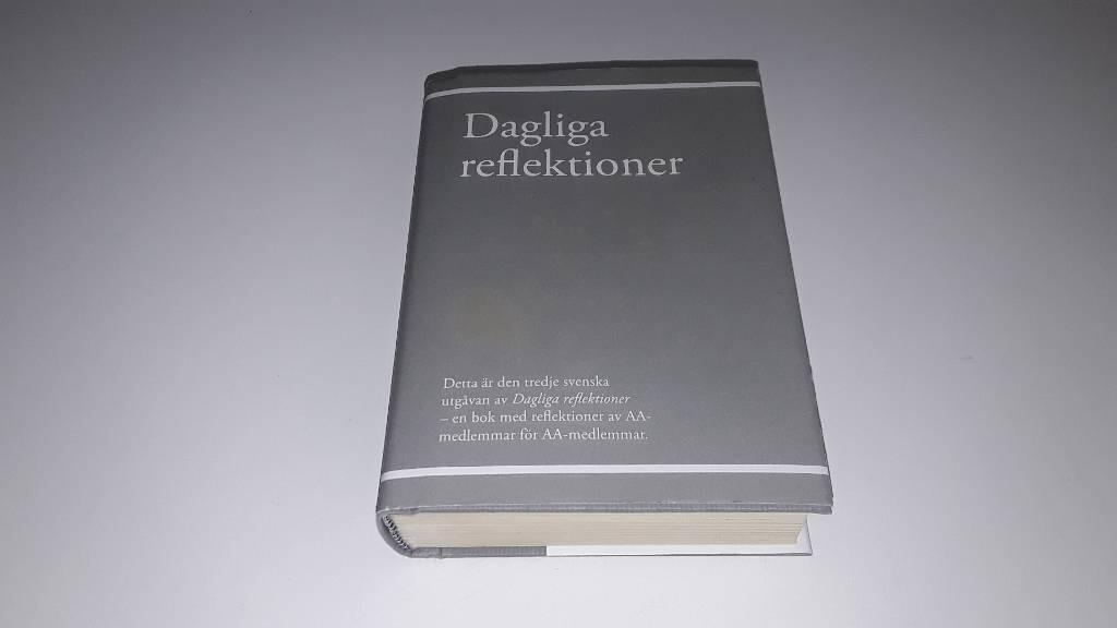 Dagliga reflektioner en bok med reflektioner av AA-medlemmar f&ouml;r AA-medlemmar