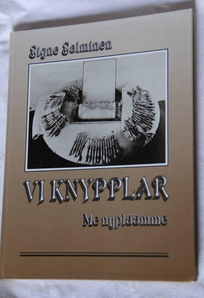 Vi knypplar - Me nypl&auml;&auml;mme