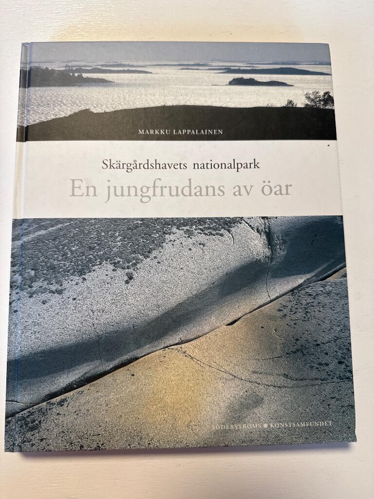 En jungfrudans av &ouml;ar