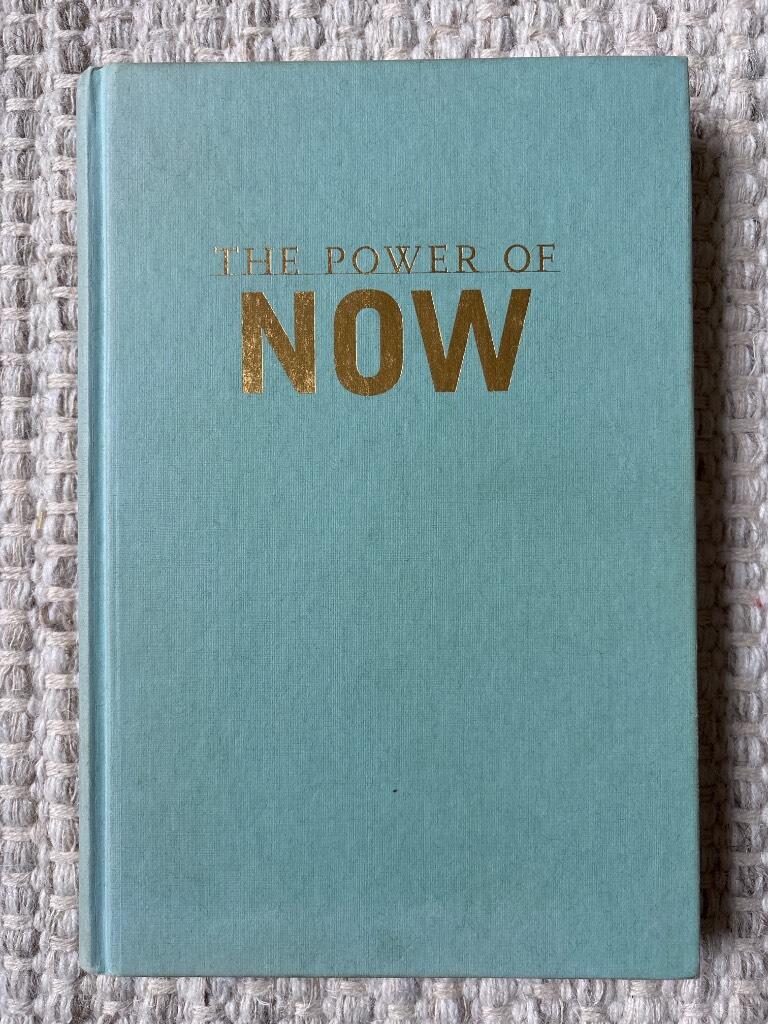 The power of now - a guide to spiritual enlightenment