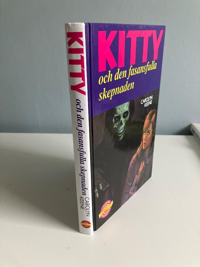 Kitty och den fasansfulla skepnaden