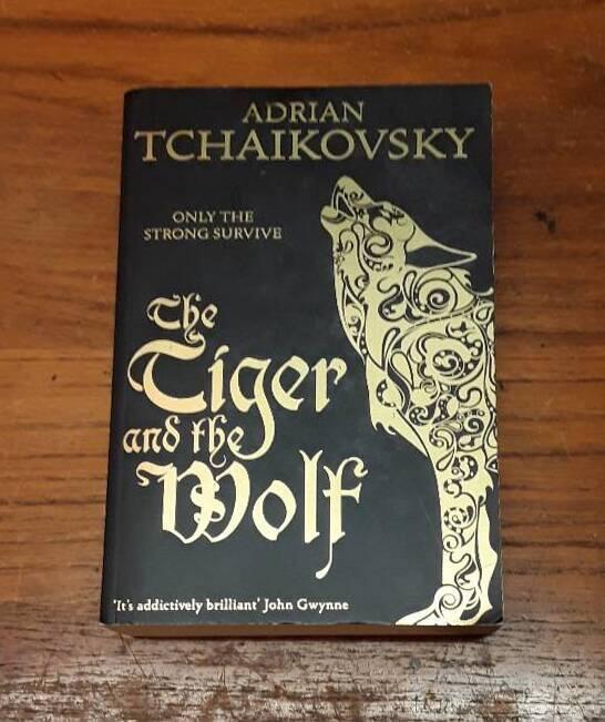 The tiger and the wolf