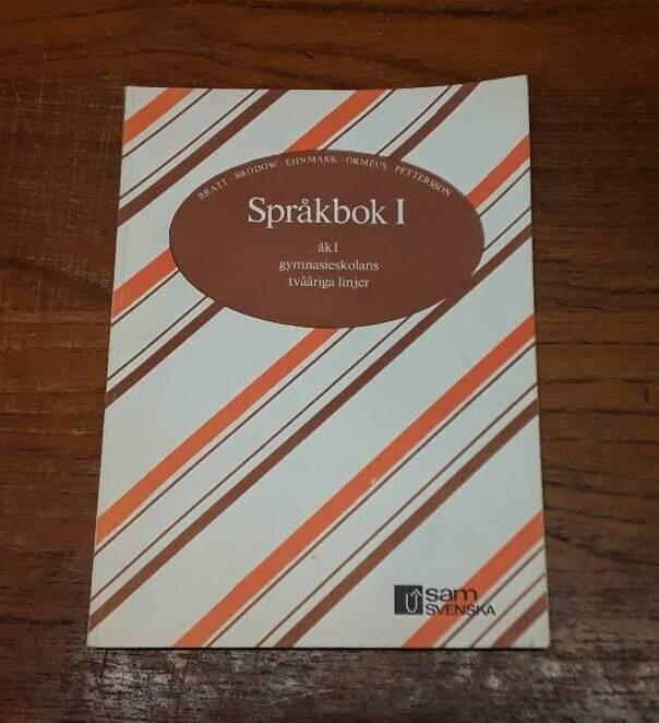 Spr&aring;kbok : gymnasieskolans tv&aring;&aring;riga linjer