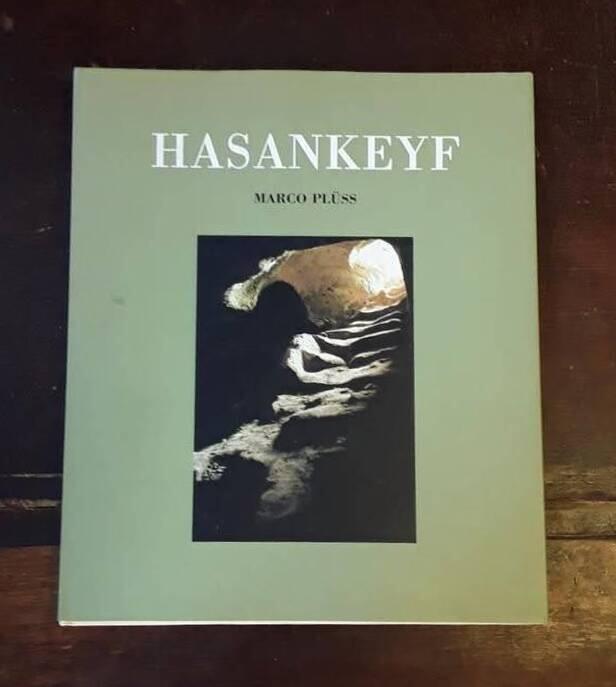 Hasankeyf - [en f&auml;stning i Mesopotamien] : [a fortress in Mesopotamia] : [Mezopotamyad́a bir kale]