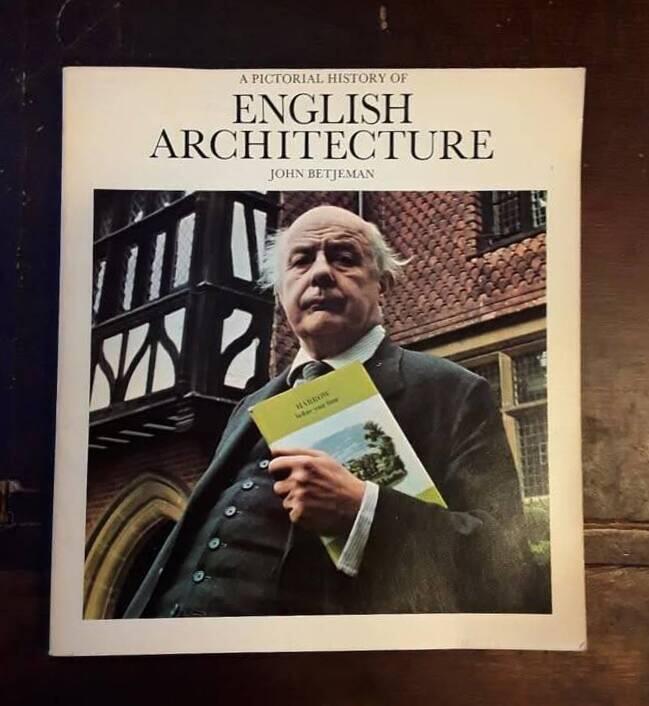 A pictorial history of English architecture