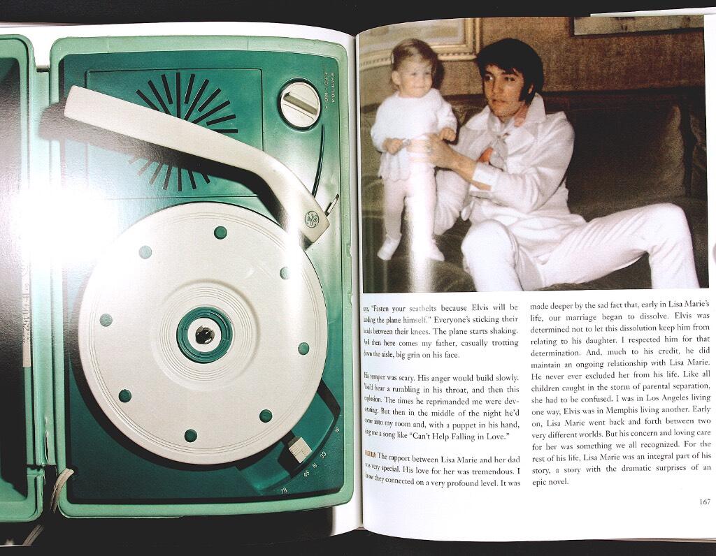 Elvis by the Presleys