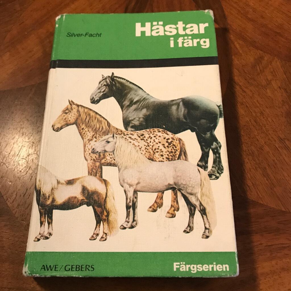 H&auml;star i f&auml;rg