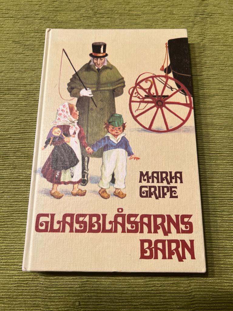 Glasbl&aring;sarns barn