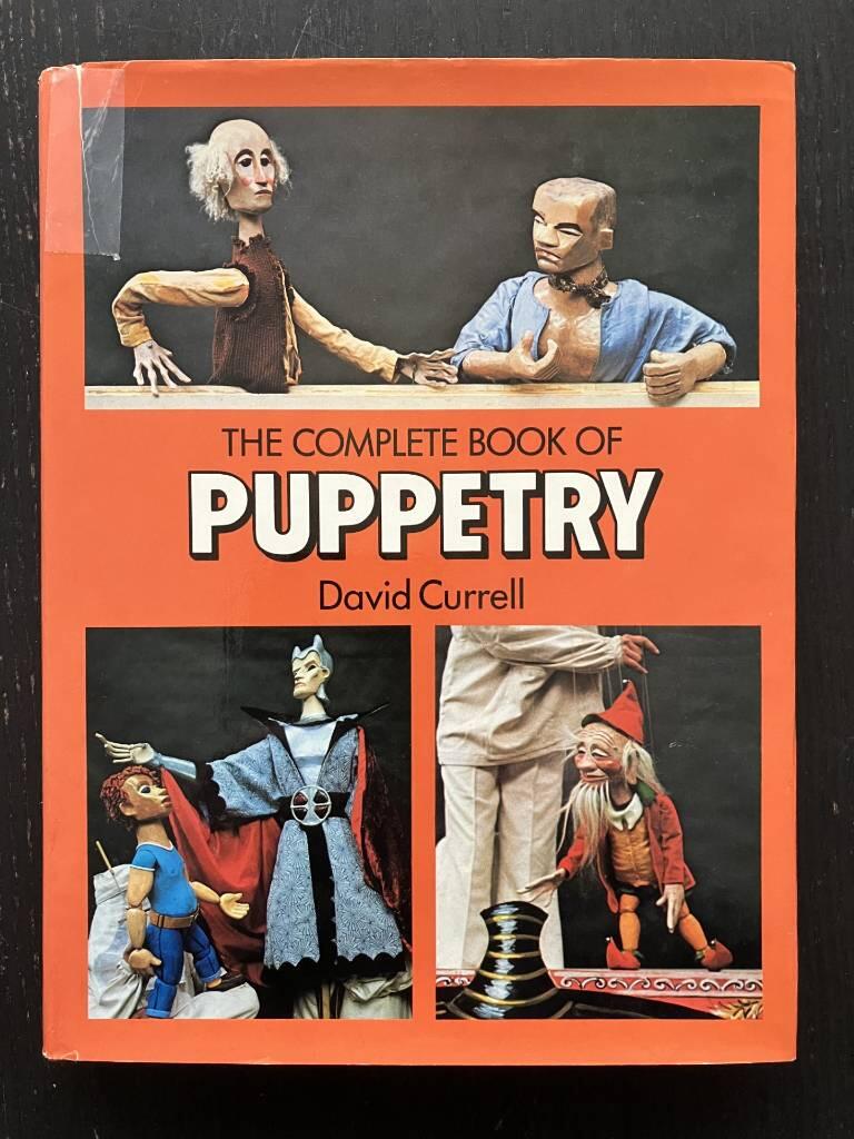 The complete book of puppetry