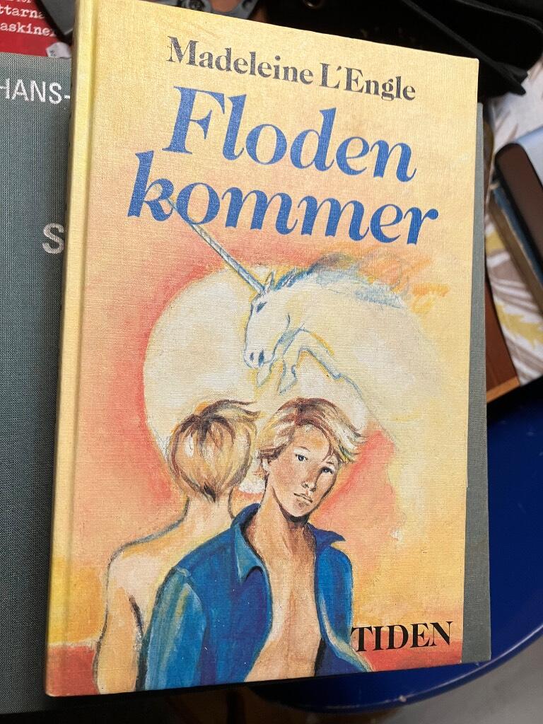 Floden kommer