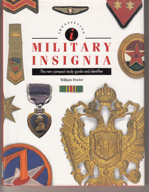 Identifying military insignia : the new compact study guide and identifier