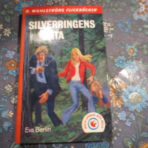 Silverringens g&aring;ta : Mica l&ouml;ser ett fall