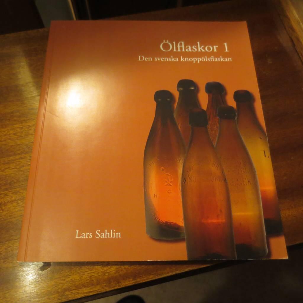 &Ouml;lflaskor - 1. Den svenska knopp&ouml;lsflaskan