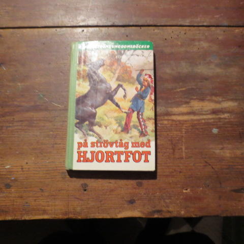 P&aring; str&ouml;vt&aring;g med Hjortfot
