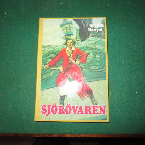 Sj&ouml;r&ouml;varen : Smugglaren