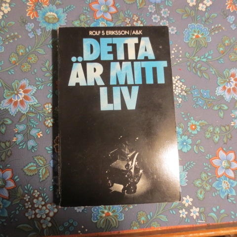 Detta &auml;r mitt liv : [roman]