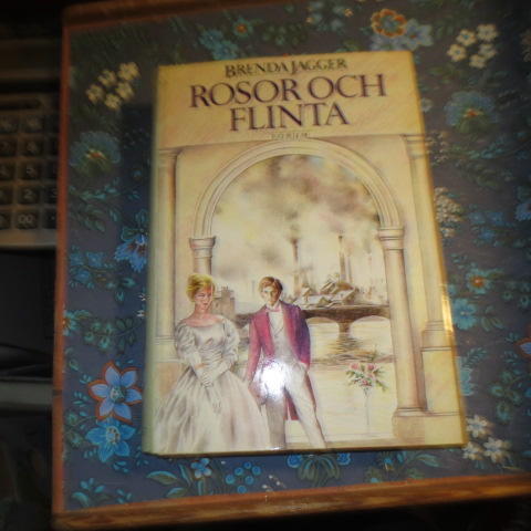 Rosor och flinta